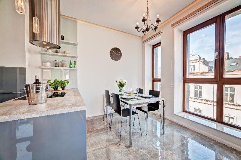 פוזנן Apartamenty Homely Place Blisko Starego Rynku - Parking מראה חיצוני תמונה